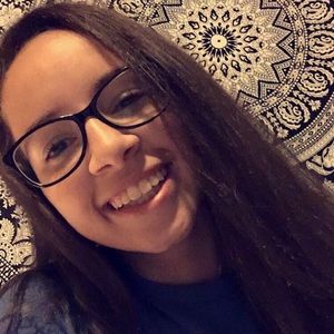 Meet your Posher, Maia